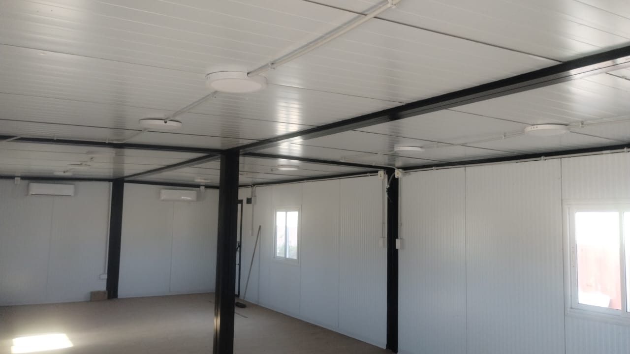 Interior de instalación industrial terminada